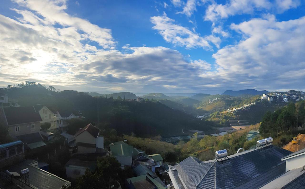 Duy Hotel Da Lat Exterior photo